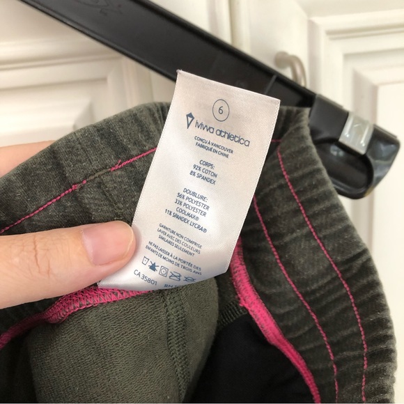 SIZE 6 - Ivivva by Lululemon girls skirt - Picture 7 of 7